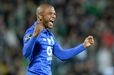Brahimi é outro jogador titular que está em final de contrato