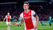 De Ligt, Ajax. É pretendido pelo Barcelona e tem grande margem de progressão, pelo que o preço deve ser exorbitante