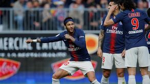 Neymar abre caminho à vitória do PSG