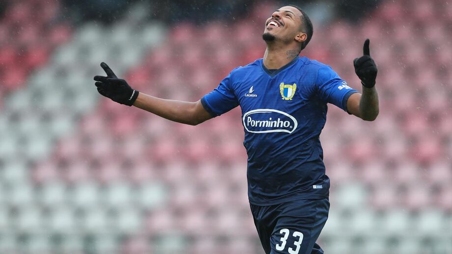 Varzim-Famalicão, 1-4: Hat-trick de Anderson vale oitava vitória seguida
