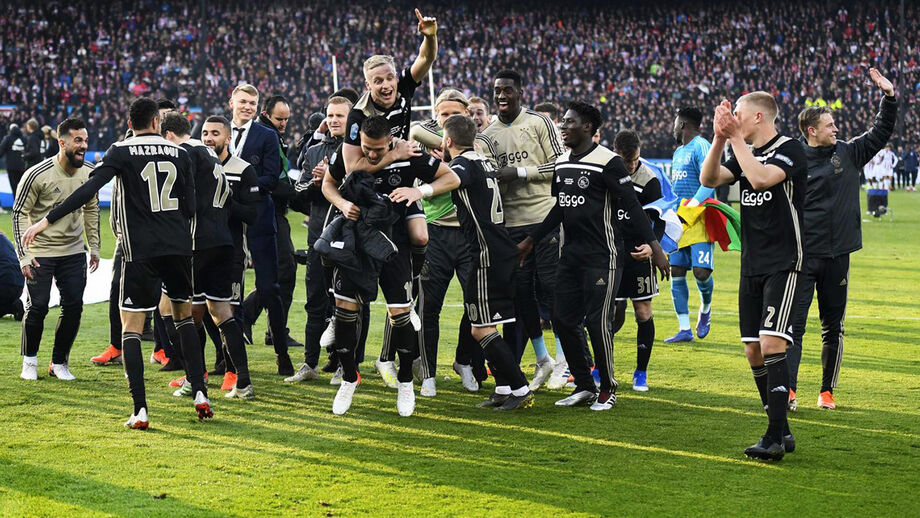 Ajax de Bruno Varela ganha a Taça da Holanda