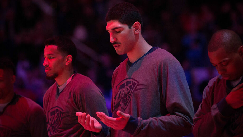 Ramadão na NBA: Pequeno-almoço às 4 da manhã e 16 horas sem beber água...