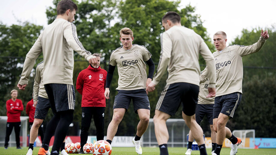 Até o Ramadão testa os limites do Ajax