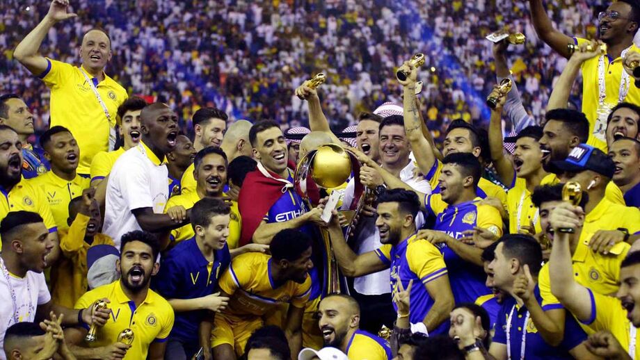 Rui Vitória leva Al Nassr ao título e pode vencer duas ligas numa época