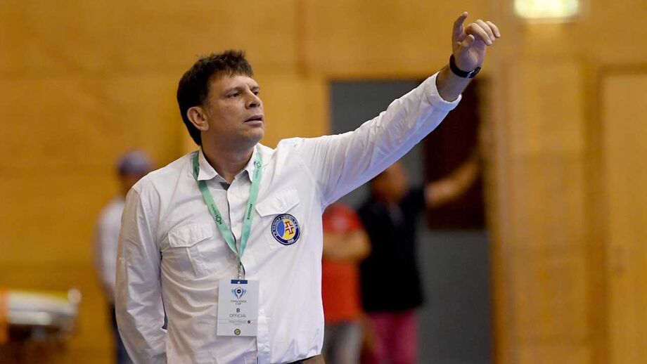 Madeira SAD perde final da Taça Challenge para o CSM Bucareste
