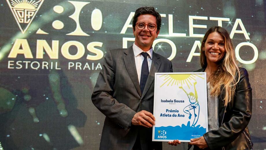 Isabela Sousa recebeu o prémio de Atleta do Ano do Estoril