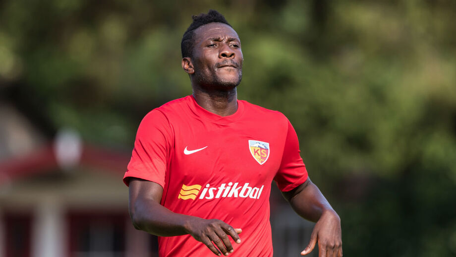 Presidente da República pediu e Asamoah Gyan vai voltar à seleção