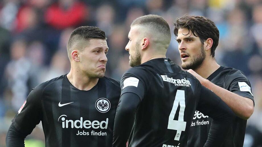 Eintracht Frankfurt arrisca-se a perder três craques de uma assentada