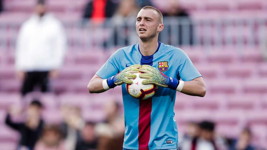 Cillessen para fechar nos próximos dias