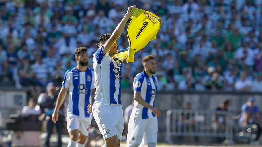 Soares pediu desculpa a Casillas e o guardião deixou garantia para o futuro