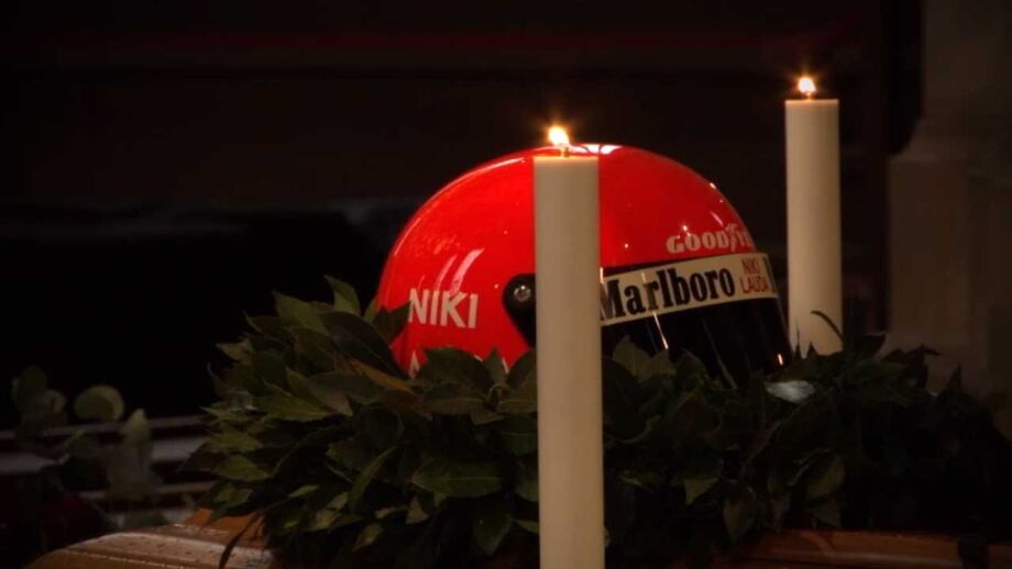 O último adeus a Niki Lauda: milhares de fãs marcaram presença no funeral da lenda de F1