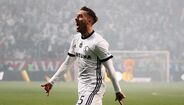 O avançado, de 24 anos, esteve emprestado ao Génova e ao Legia, na segunda metade da época. Com a sua transferência, o Sporting pode encaixar 4 milhões de euros.