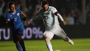 Lionel Messi - 22 anos e 97 dias
