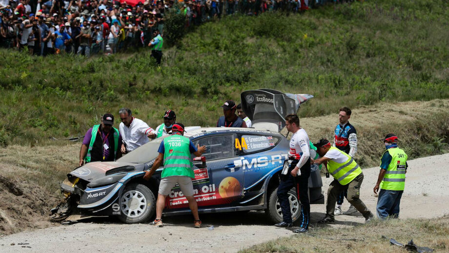 Greensmith despistou-se no salto de Fafe