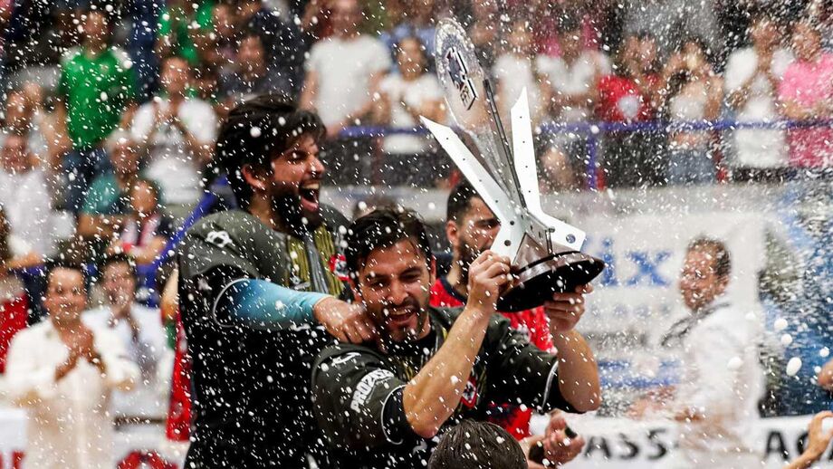 Oliveirense derrota Benfica e conquista Taça de Portugal