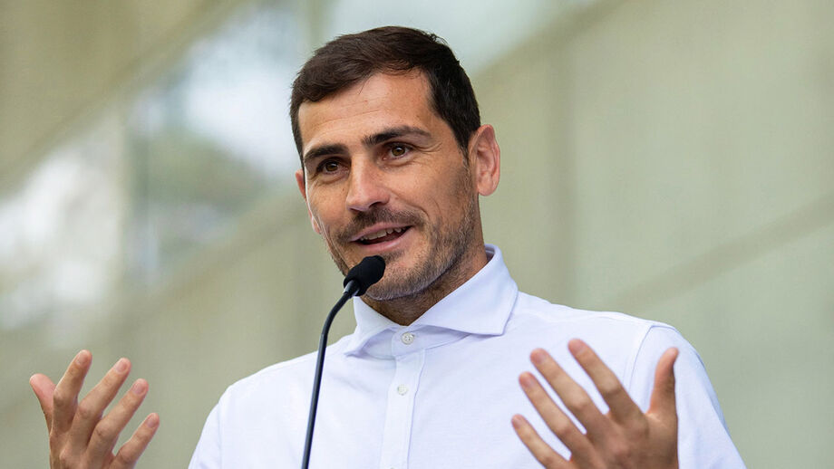 Casillas agenda decisão para março