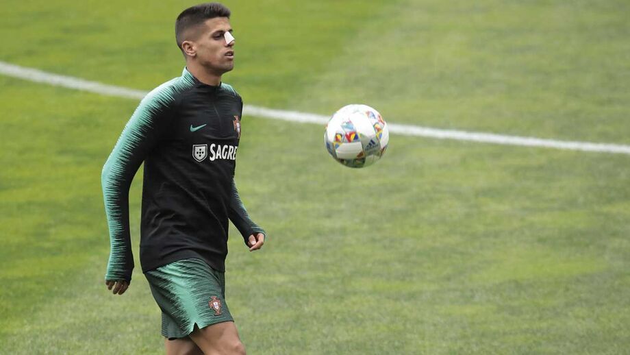 Juventus e Manchester City perto do acordo por Cancelo