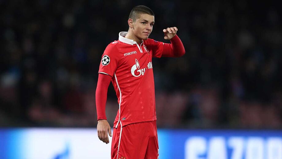 Benfica oferece 3 milhões de euros por Joveljic