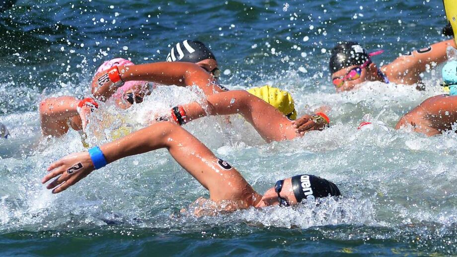 Yohsukel Miyamoto e Ana Marcela Cunha vencem Maratona de Águas Abertas de Setúbal
