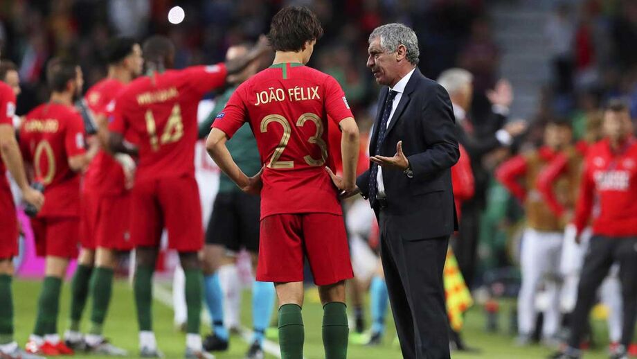 João Félix foi a 40.ª estreia de Fernando Santos