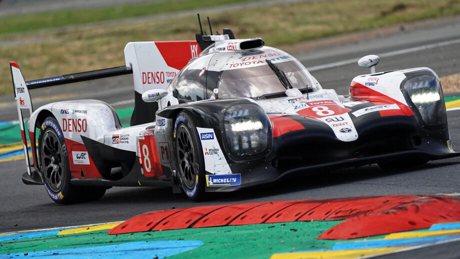 Toyota vence 24 Horas de Le Mans e Alonso conquista título Mundial