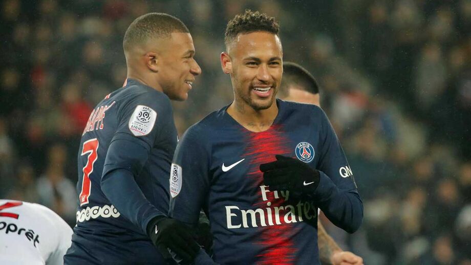 Sério aviso a Neymar e companhia em dia com novidades na Juventus