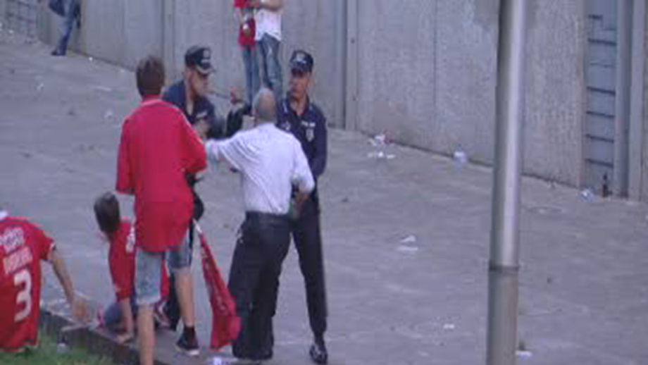 Relação agrava pena de subcomissário que agrediu adeptos do Benfica em Guimarães