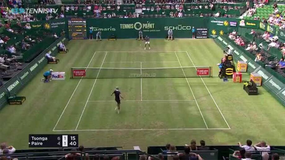 Tsonga e Benoit Paire 'transformam' jogo de ténis numa exibição de... futebol
