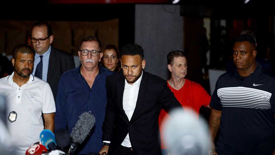 Caso Neymar: Polícia francesa tem as imagens de videovigilância do hotel