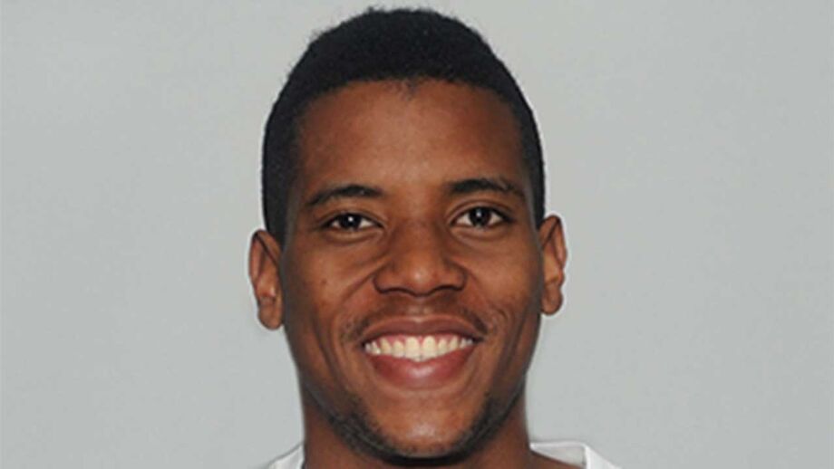 Iury Castilho assina pelo Portimonense por três anos