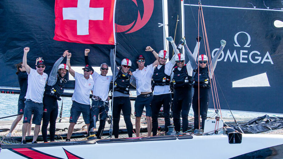 Suíço Alinghi conquista título mundial de catamarãs de 32 pés em Lagos