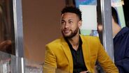 Neymar - O avançado brasileiro do Paris Saint-Germain é segundo nesta lista. Por cada publicação, o internacional canarinho recebe cerca de 647 mil euros.