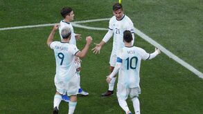 Argentina vence Chile com Messi expulso e termina no terceiro lugar