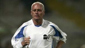 De craques no relvado à miséria: um chegou a limpar casas-de-banho e outros caíram na droga