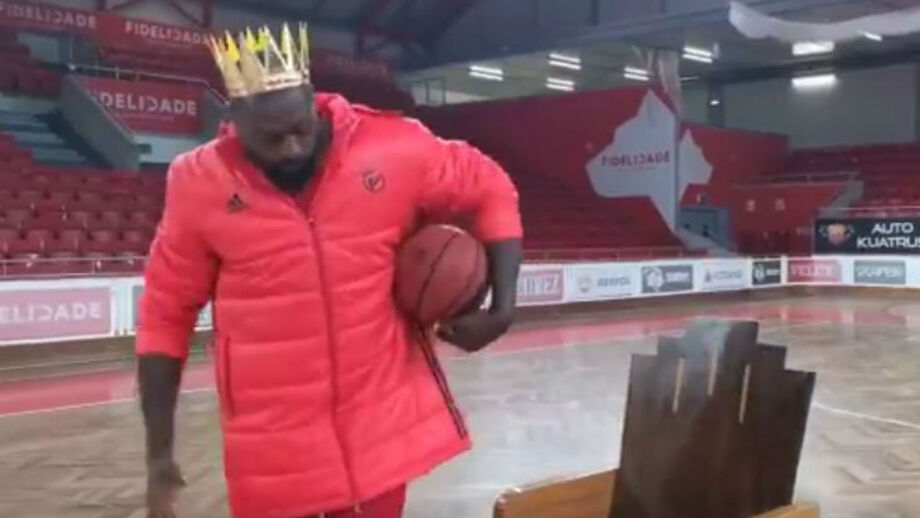Eric Coleman chega ao Benfica como rei