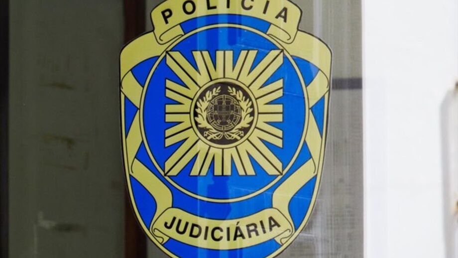 Onze detidos pela PJ entre os quais cinco médicos em operação de combate à fraude no SNS