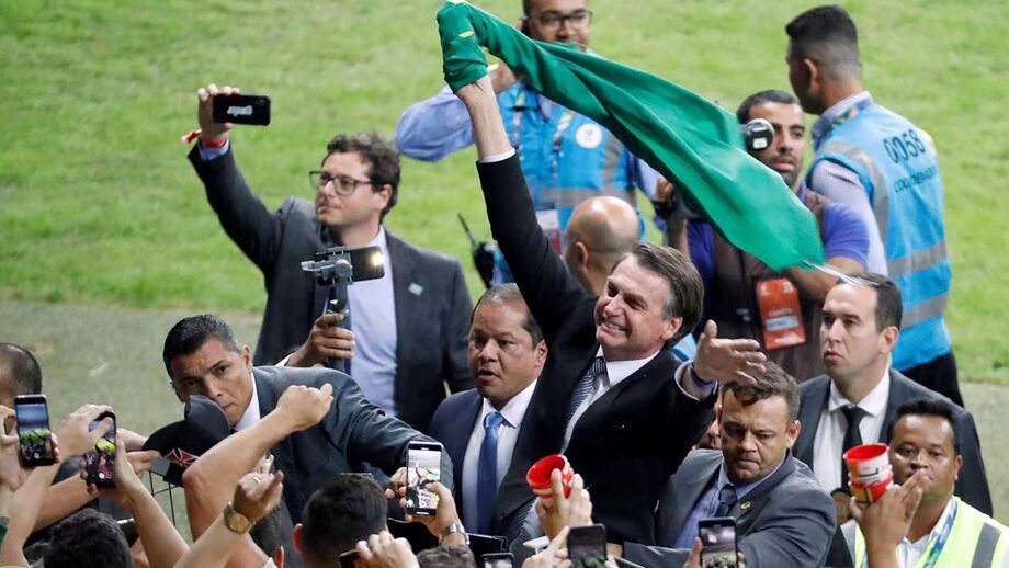 Equipa de segurança de Bolsorano 'provocou' interferência no VAR do Brasil-Argentina
