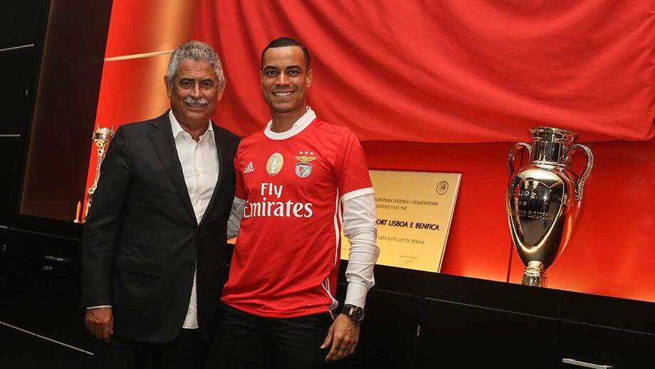 Benfica aposta forte em Raúl de Tomás