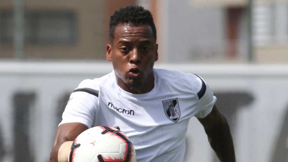 Rincón na mira do Aldosivi