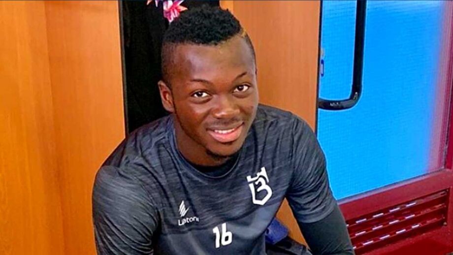 Mercado: Belenenses anuncia três de uma assentada, Benfica acerta saídas e PSG contrata jogador do Ajax