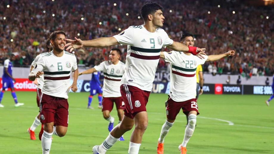 Raúl Jiménez eleito melhor jogador da Gold Cup
