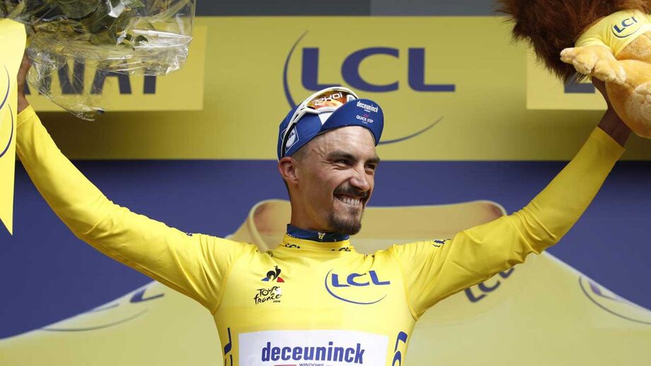 Julian Alaphilippe vence terceira etapa e assume liderança da geral