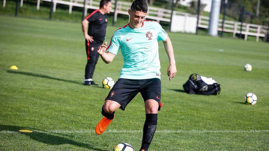 Europeu sub-19: Tiago Gouveia substitui lesionado Umaro Embaló