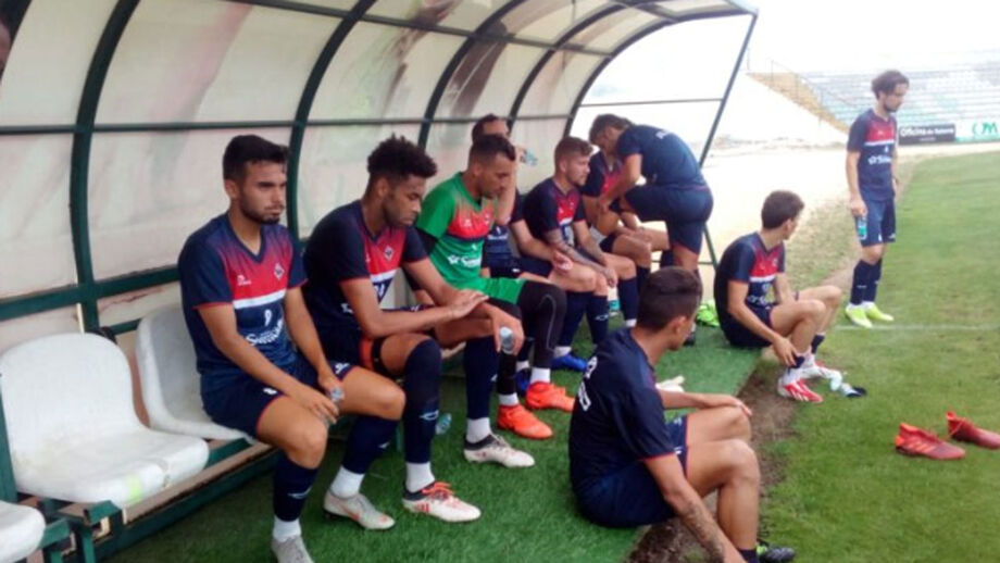Oliveirense vence Recreio de Águeda por 1-0 em jogo de preparação