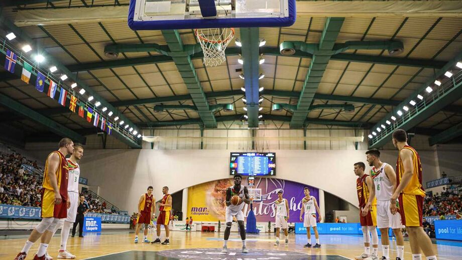 Portugal com vitória folgada na estreia no Europeu B de sub-20 de basquetebol