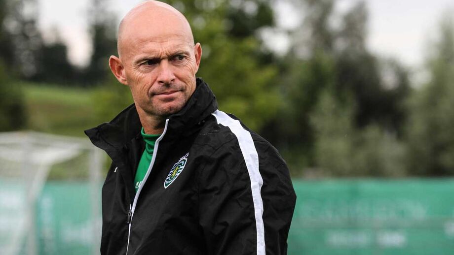 Sporting perde particular na Academia com o Estoril
