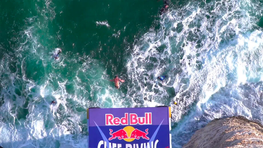 Red Bull Cliff Diving: Campeões deram espectáculo no Líbano