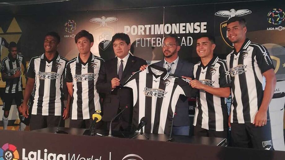 Internacional japonês Koki Anzai apresentado como reforço do Portimonense