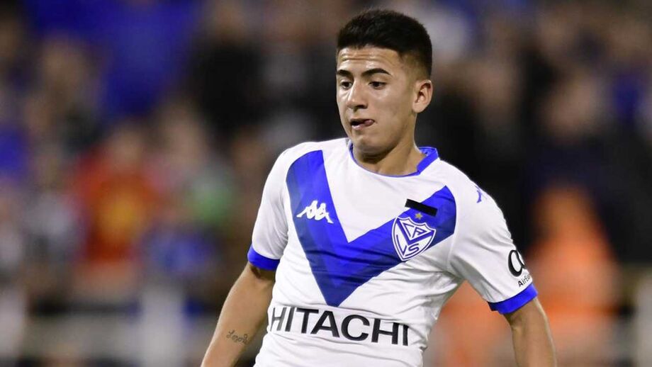 Thiago Almada ganha forma