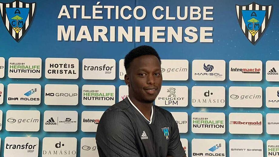 Simão Moreno reforça lateral do Marinhense